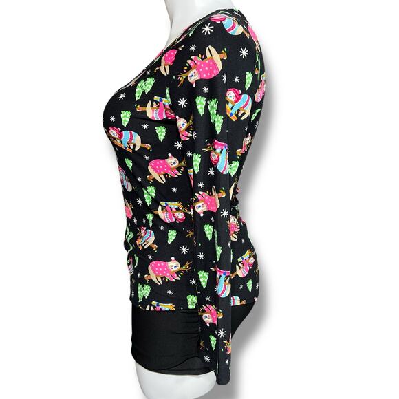 No Boundaries Womens Sloth Christmas Pajama Shirt Top Holiday Winter Festive XL - Picture 4 of 8